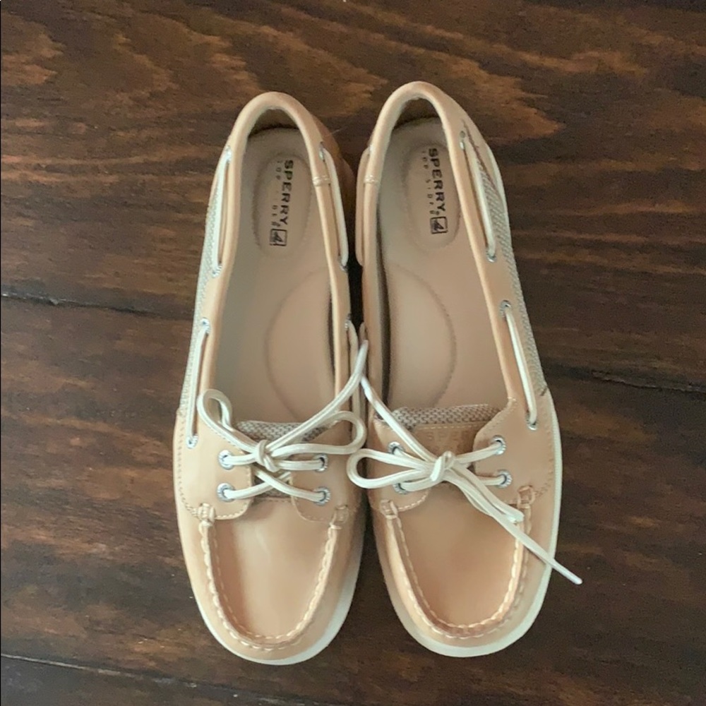 Sperry boat shoes